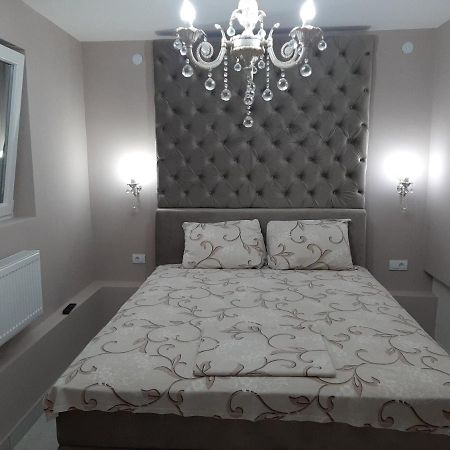 Apartment Sweet Dreams 4 Nis Exterior foto